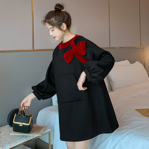 Fashionable bowknot black sweater women