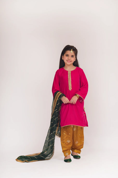 Shalwar Kameez for Girls
