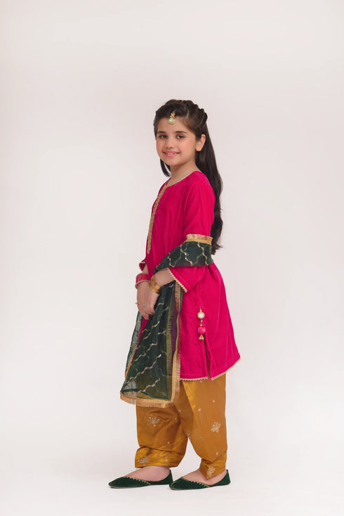 Shalwar Kameez for Girls
