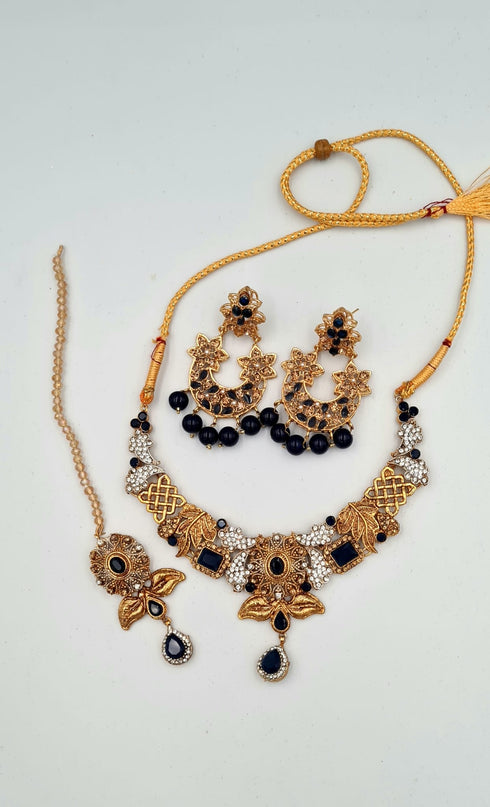 Gold Plated Kundan Set With Maang Tikka, Pak, Indian Traditional Jewellery.